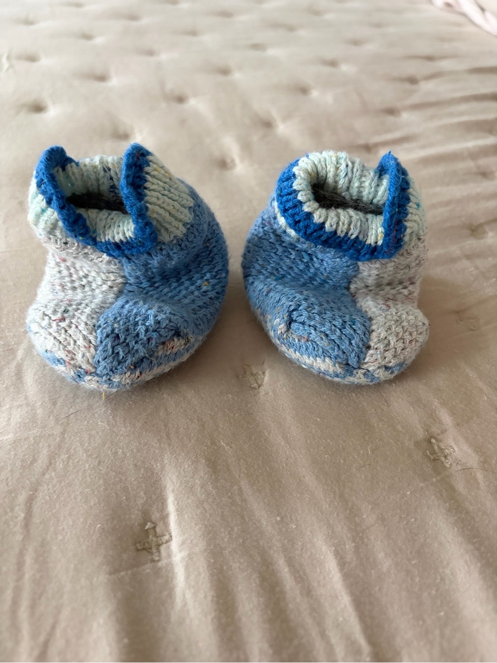 Bombas Baby Knit Booties in Light Blue and Cream